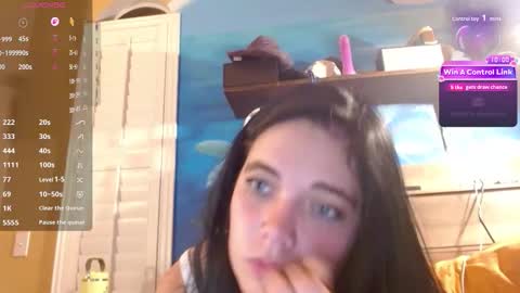 Kat online show from April 22, 8:32 am