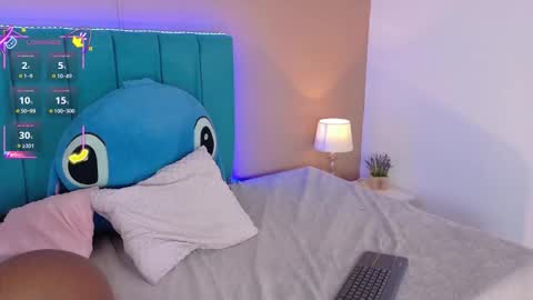 Ahvi Ebony online show from January 9, 12:44 pm