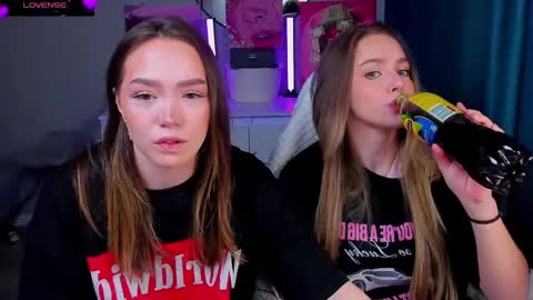 ai__girl online show from April 29, 7:02 am