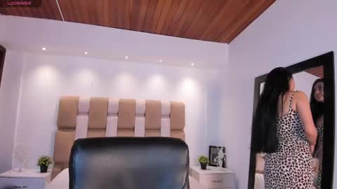 aidajoness online show from September 29, 12:37 pm