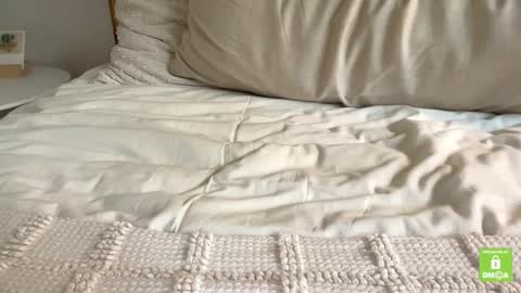 Snapshot of aiden_erotic chatting on January 10, 9:42 pm Aiden Erotic online show from January 10, 9:42 pm