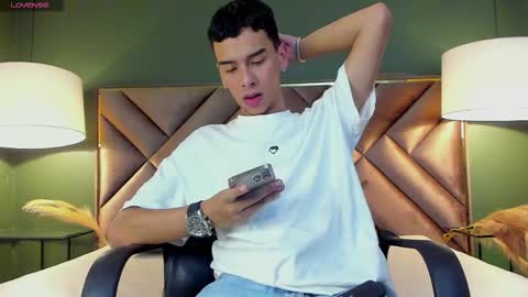 aiden_royce online show from January 11, 6:08 am