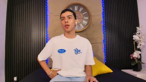 aiden_royce online show from April 4, 10:17 pm