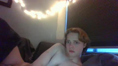 aidenisdunn online show from December 17, 3:06 pm