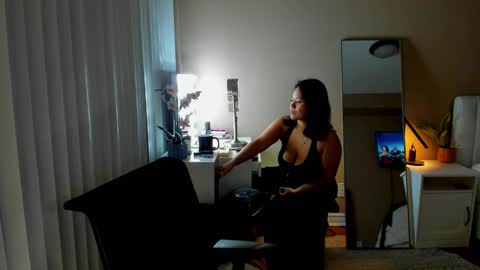 Giana online show from November 29, 4:53 am