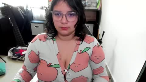 Catalina online show from November 18, 1:03 pm