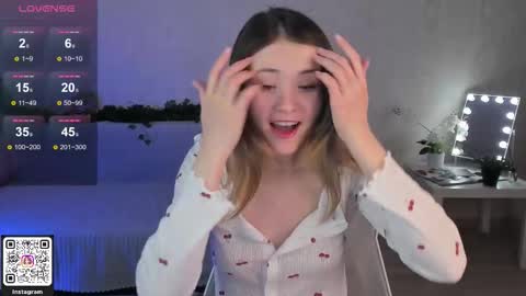 Lynn online show from December 16, 1:39 pm