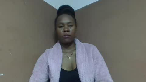 aimee982179 online show from July 18, 2:35 am