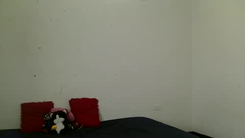 J  online show from April 21, 7:32 pm