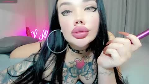 Aira online show from June 13, 8:41 pm