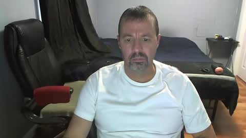 Daddy online show from February 8, 10:35 pm