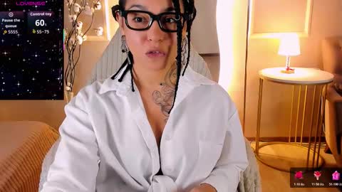 Aisha online show from January 15, 6:55 am