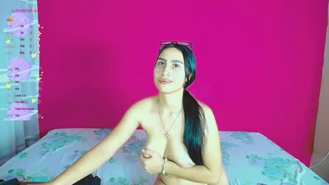 Snapshot of aisha_stacey0410 chatting on December 6, 3:57 am aisha_stacey0410 online show from December 6, 3:57 am