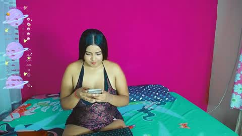 Snapshot of aisha_stacey0410 chatting on December 2, 2:57 am aisha_stacey0410 online show from December 2, 2:57 am