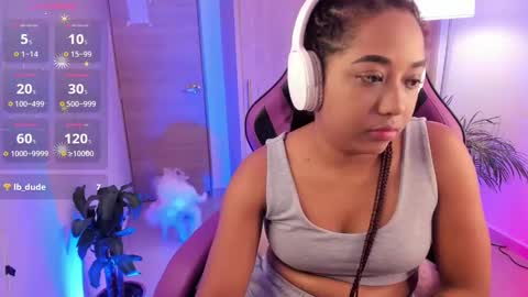 Aisha online show from February 25, 2:14 am