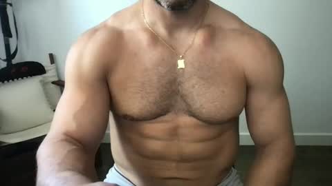 Aitor bigcock online show from May 1, 11:26 am