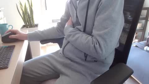 aixcited online show from April 6, 4:08 pm