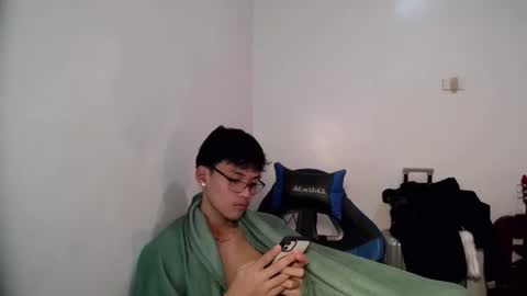 aj_daksxx online show from March 1, 8:24 pm