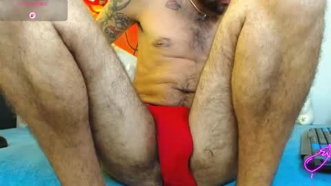 David Gil online show from May 9, 7:20 pm