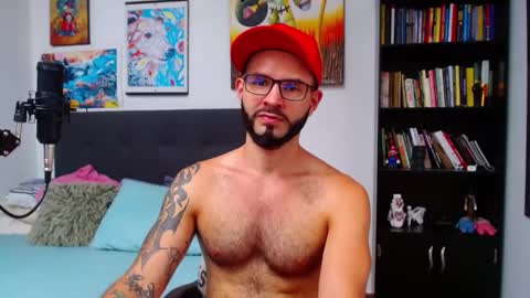 akiles online show from March 7, 9:17 pm