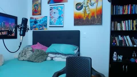 akiles online show from March 1, 1:21 am