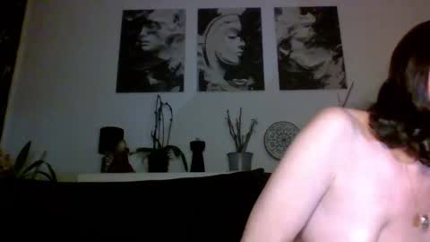 MIHAELA online show from February 21, 5:38 pm