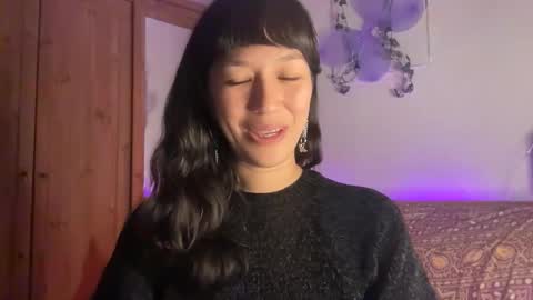 Akira Skye online show from December 2, 8:29 pm