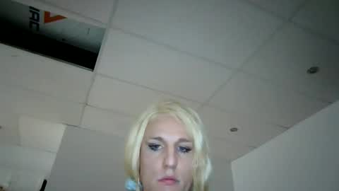 akluvbritany665826 online show from June 5, 11:37 am