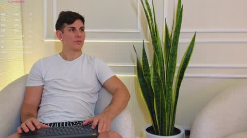 Al Fox  Miko Fortuni  online show from January 23, 1:19 am