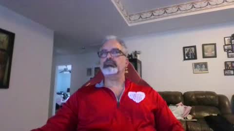 aladdin31673 online show from April 23, 12:07 am