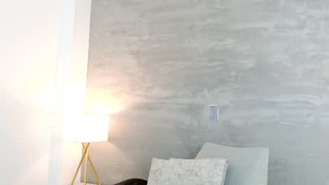 alaia_colins online show from July 12, 4:59 am