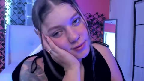 Alaia online show from March 28, 1:34 pm