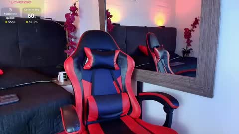 alan_colthon online show from May 22, 5:58 am