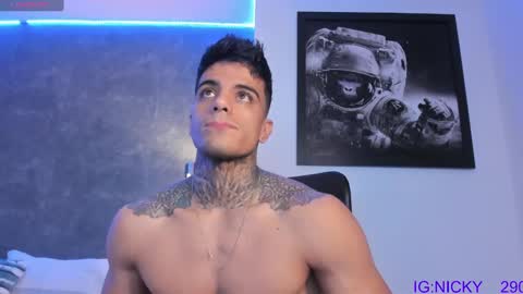 alan_morrys online show from January 21, 2:22 am