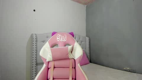 Alana. online show from January 22, 4:13 am