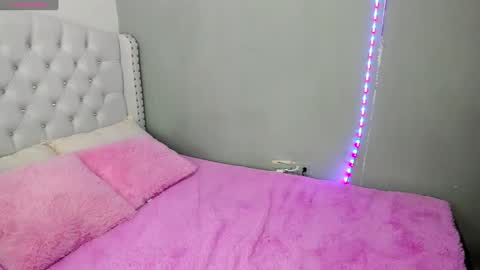 Alana. online show from January 9, 1:18 am