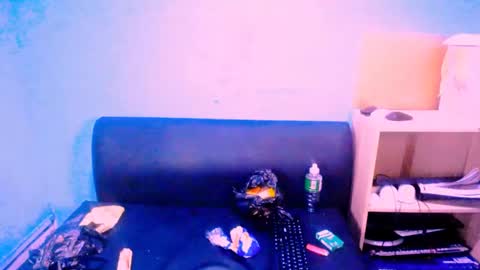 alanadelray online show from March 5, 2:01 pm