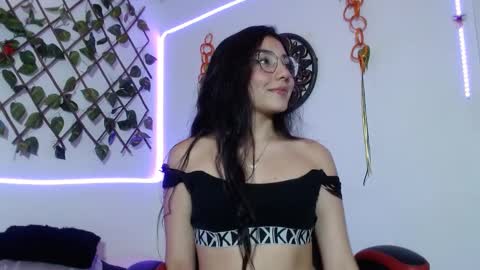 alanagp online show from February 18, 8:36 pm