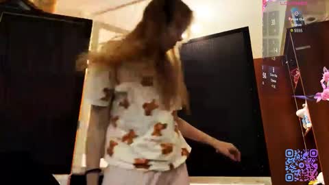 Stella online show from November 5, 3:03 pm