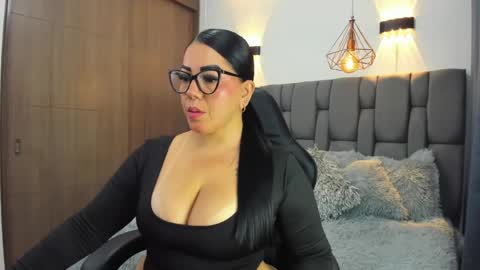 Alana online show from May 13, 1:59 am