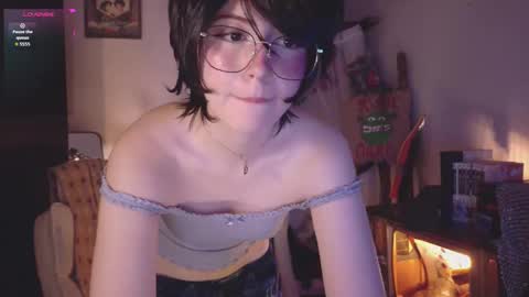 Snapshot of alaskagrace chatting on October 14, 4:04 am Alaska Grace online show from October 14, 4:04 am