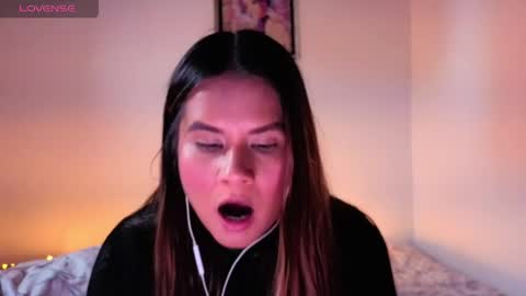 alba_toro535670 online show from April 21, 12:12 pm