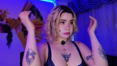 albaandthayron online show from April 22, 12:12 pm