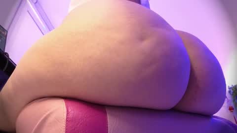 albaandthayron online show from October 6, 12:12 pm