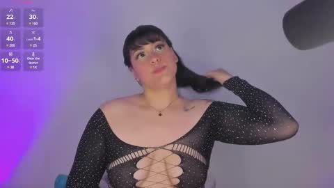 Snapshot of aleja_rossi chatting on January 10, 6:17 pm Aleja online show from January 10, 6:17 pm