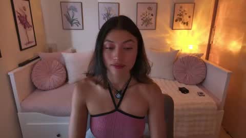 Alejandhra online show from May 15, 1:29 pm