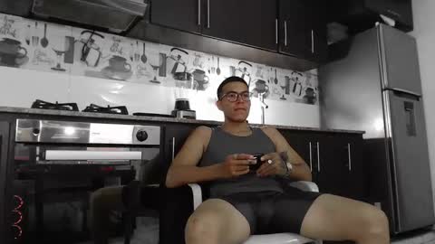 alejandrocock online show from November 24, 12:59 pm