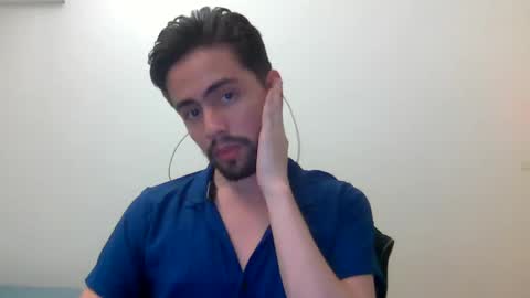 alejo_shy online show from January 19, 3:39 am