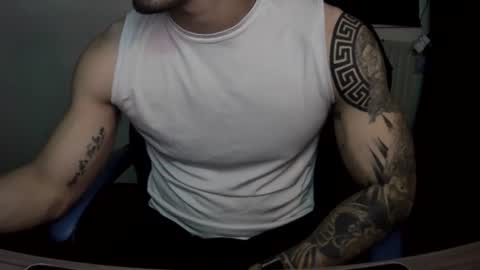 alejoduarte16 online show from November 17, 5:48 pm