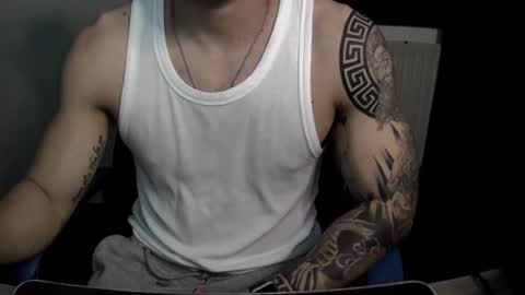 alejoduarte16 online show from December 18, 5:30 pm